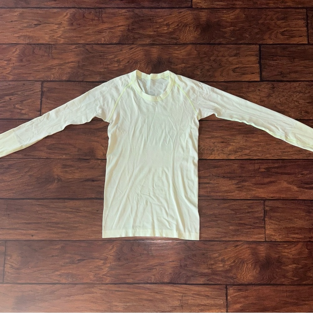 Lululemon swiftly tech long sleeve